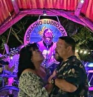 El Borracho Burro Cantina, La Gloria