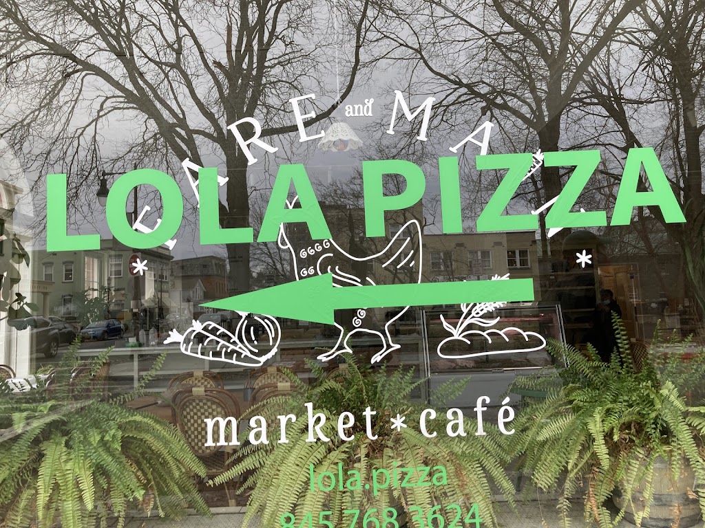 Lola's Pizza