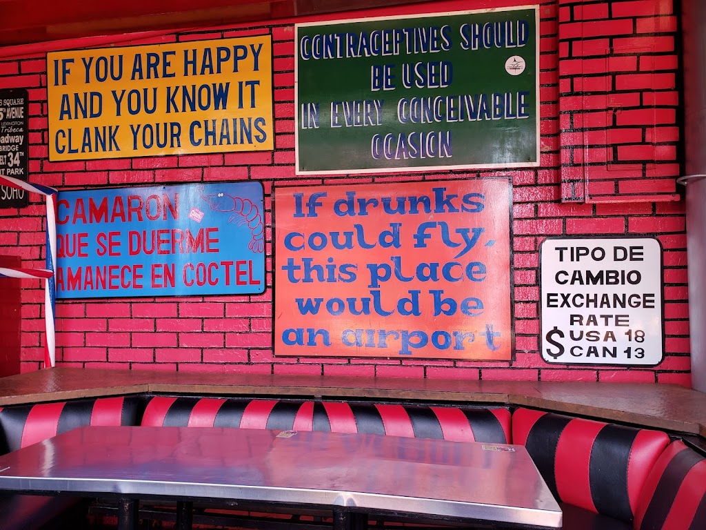 Bar. boulevard