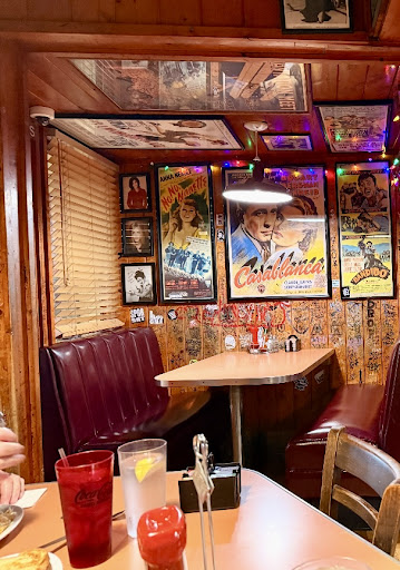 Woody's Diner