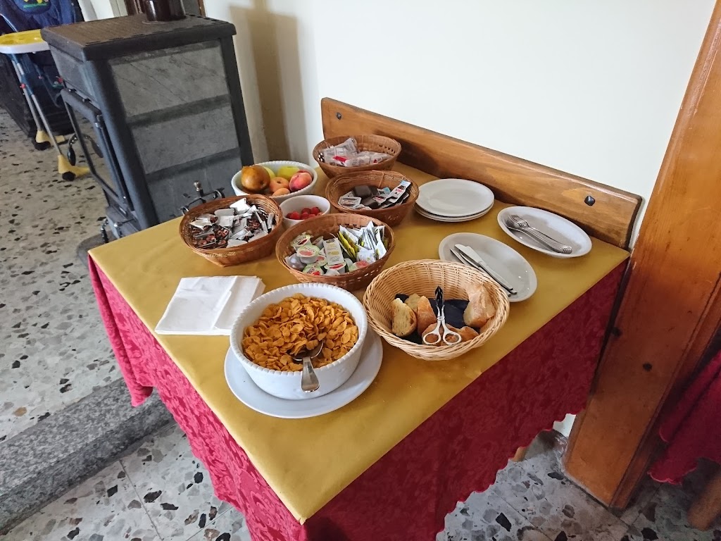 Baita Bondella, Como