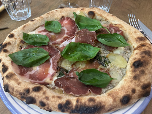 La Trattoria