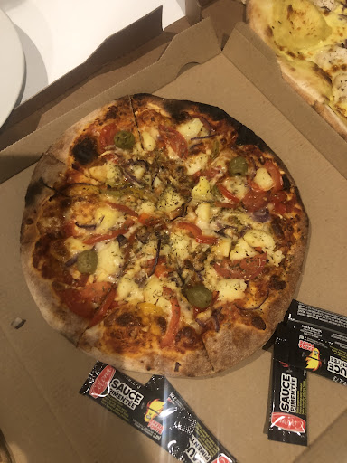 CHEZ MOMO