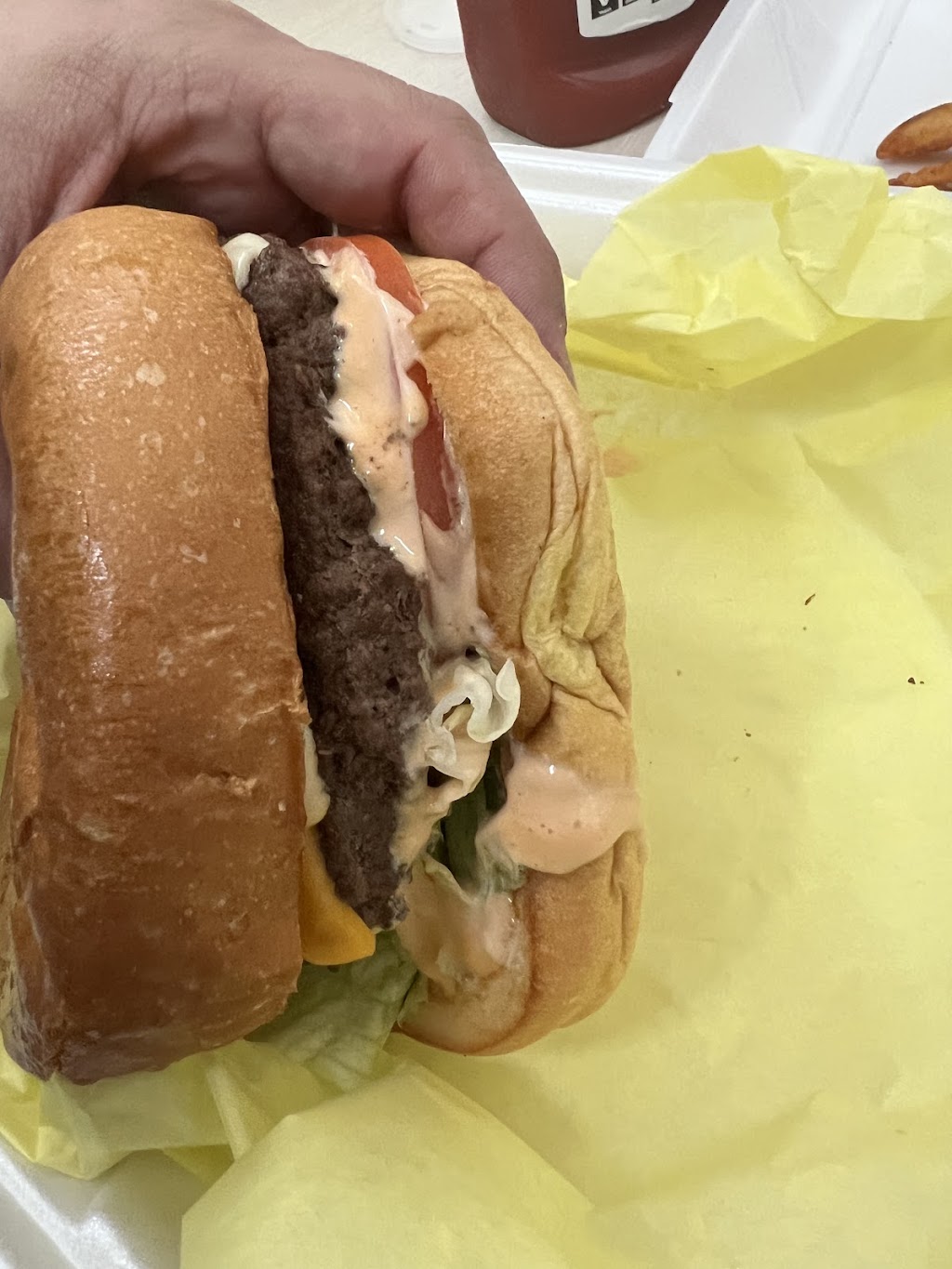 Mom’s Burgers and Wings