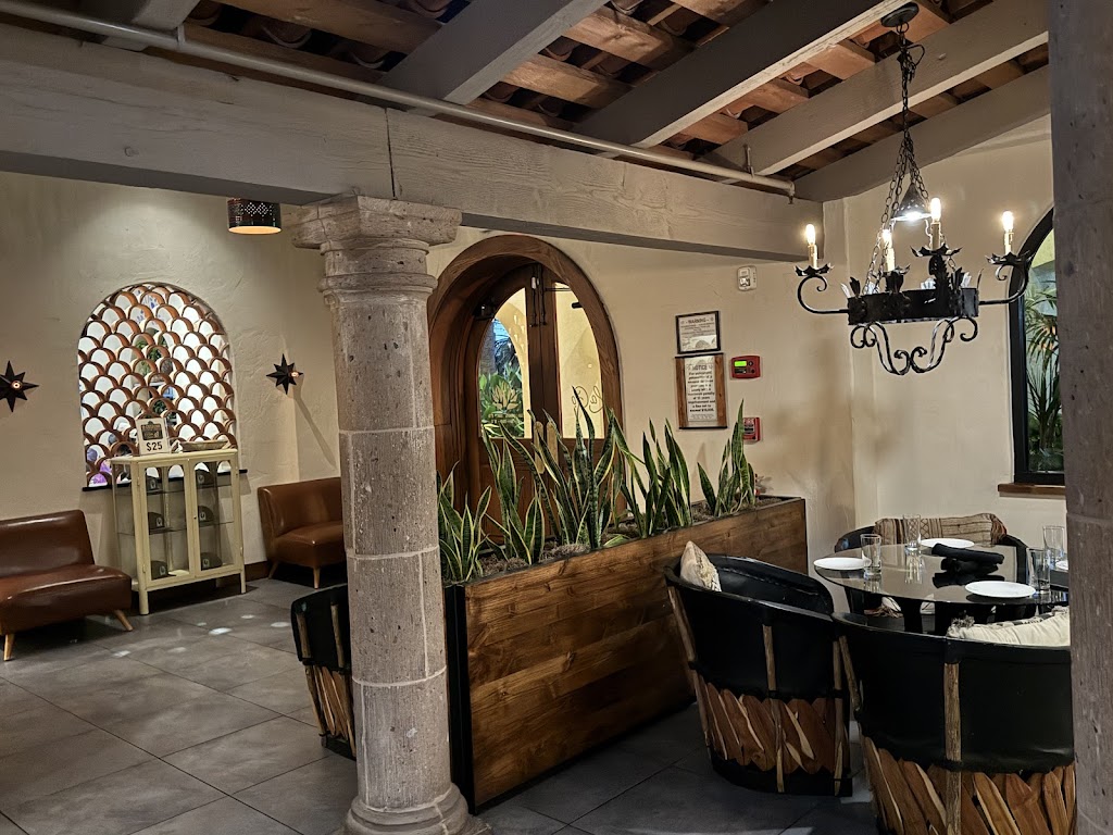 La Cosecha Mexican Table