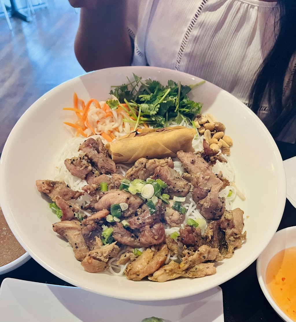 The Dream Pho & Cafe