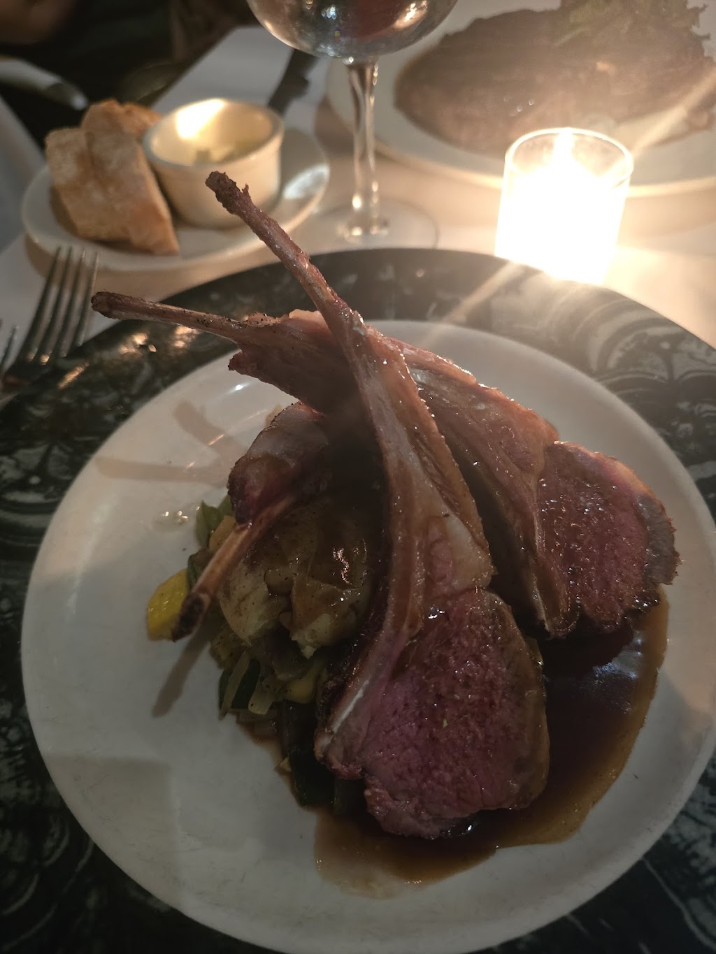 Chez Josephine