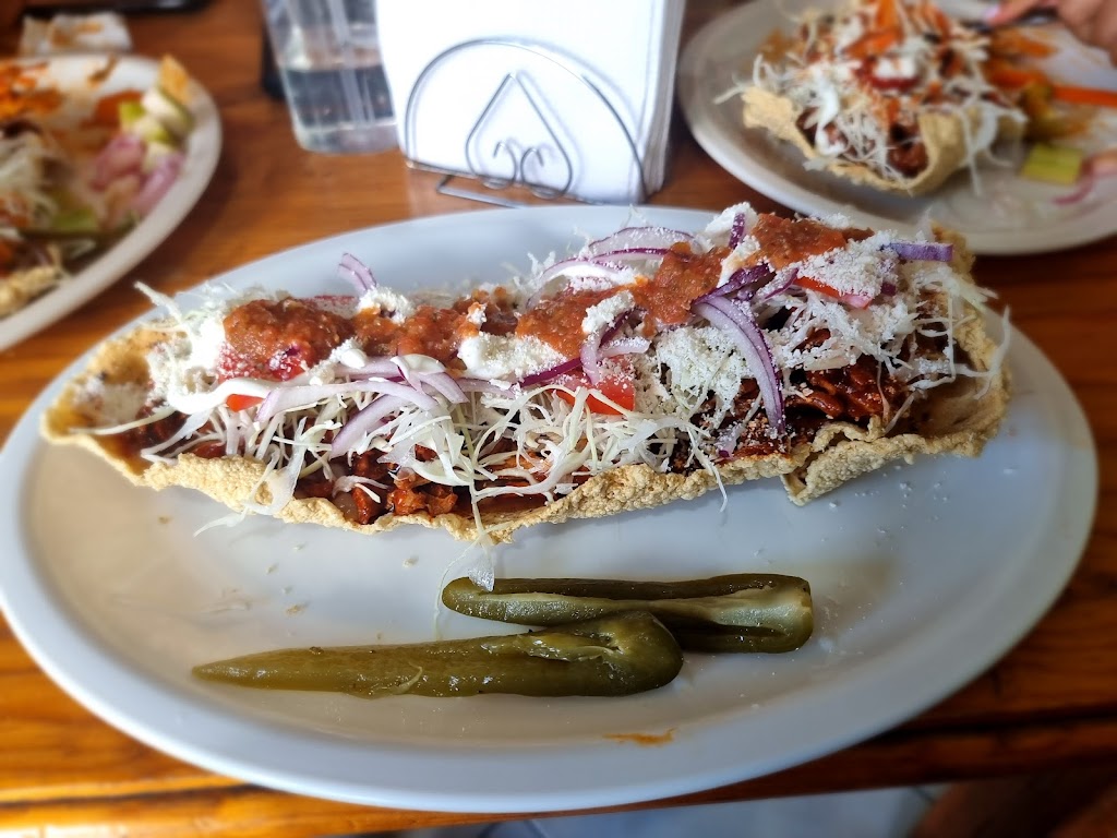TOSTADAS GIGANTES ESTILO PERIBAN