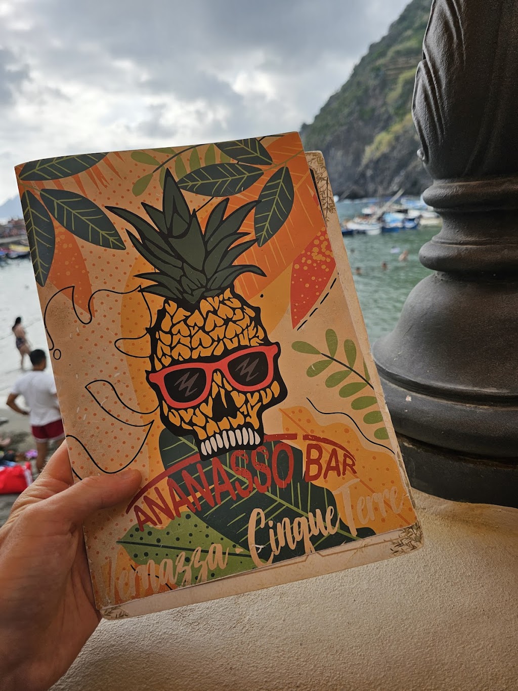 Bar Ananasso