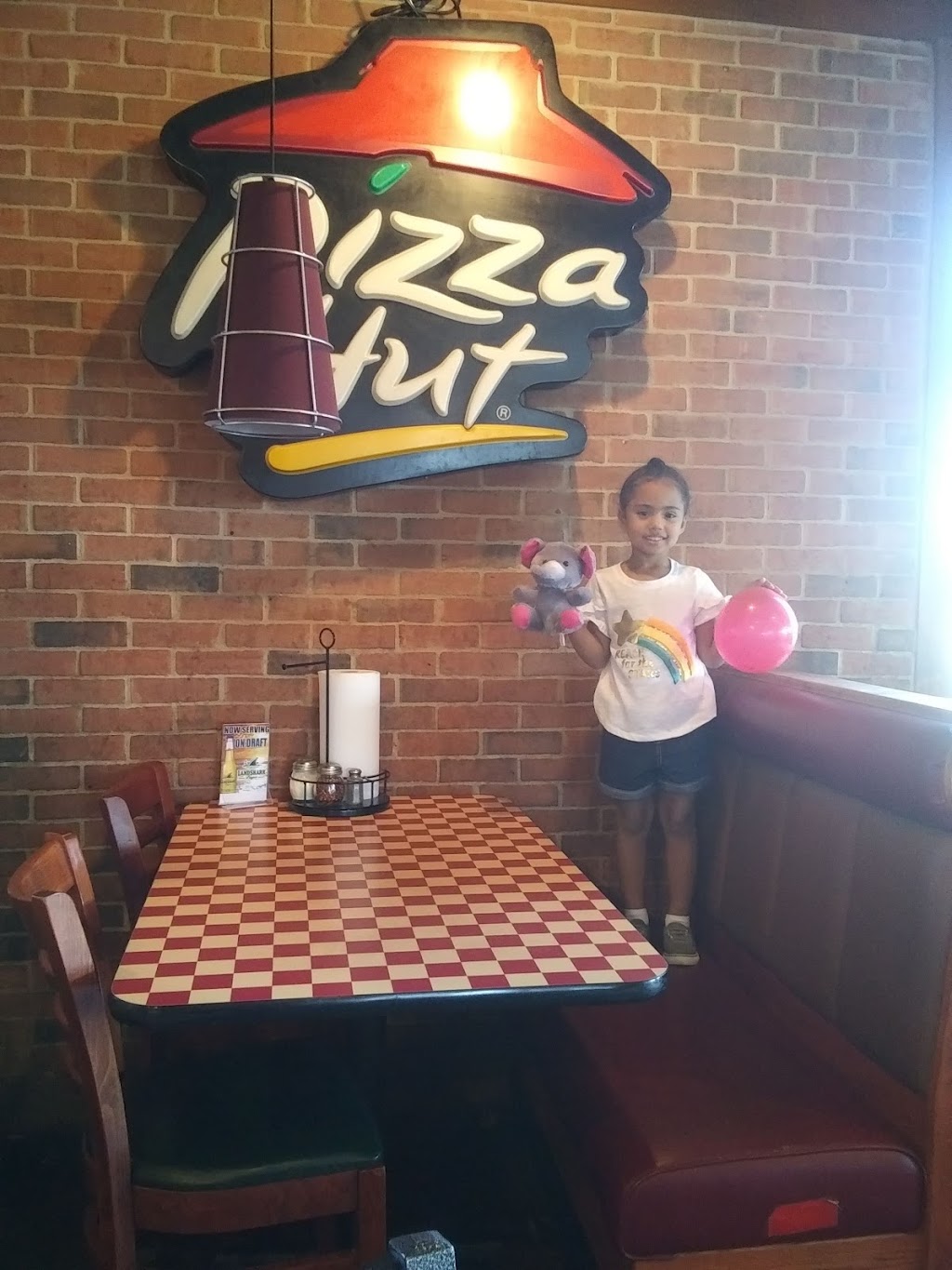 Pizza Hut, Alice, TX