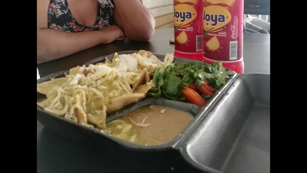 Chilaquiles de la Uni