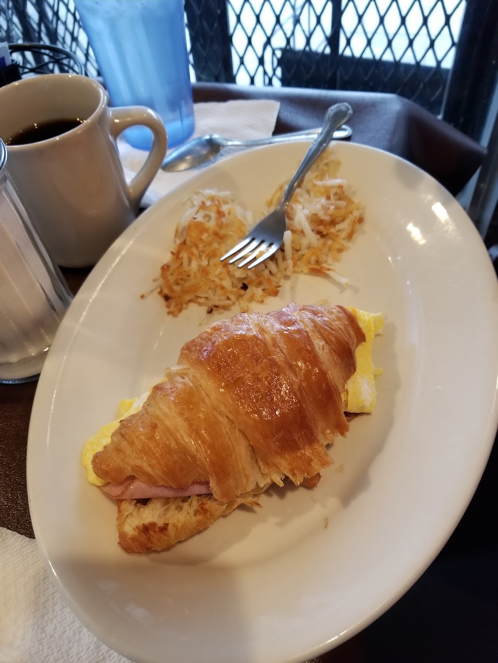 The Hut Diner