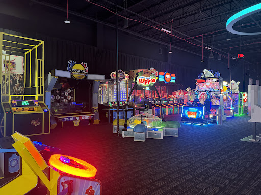 Dave & Buster's