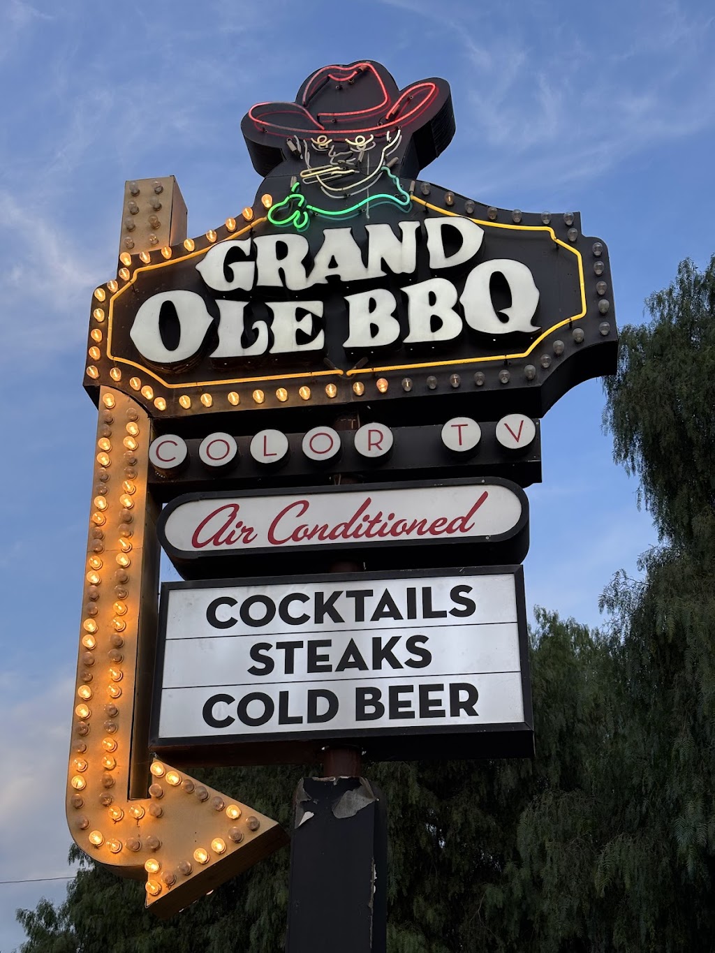 Grand Ole BBQ Flinn Springs, El Cajon, CA