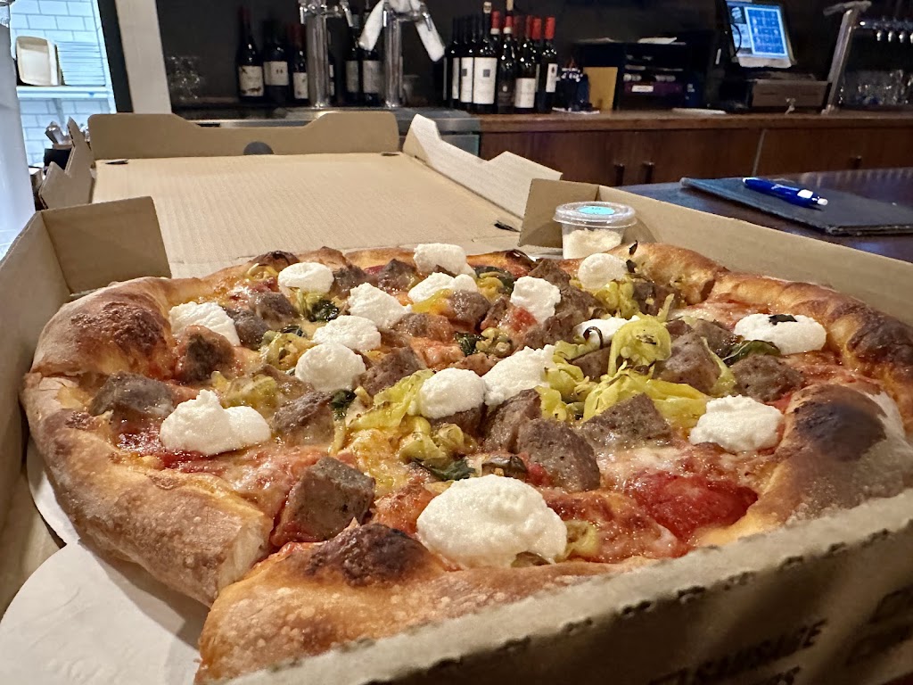 Whitecaps Pizza