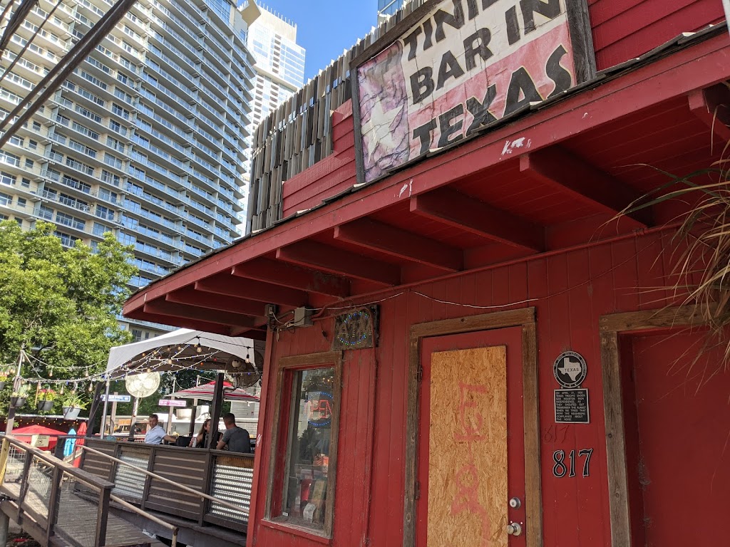 Tinest Bar in Texas