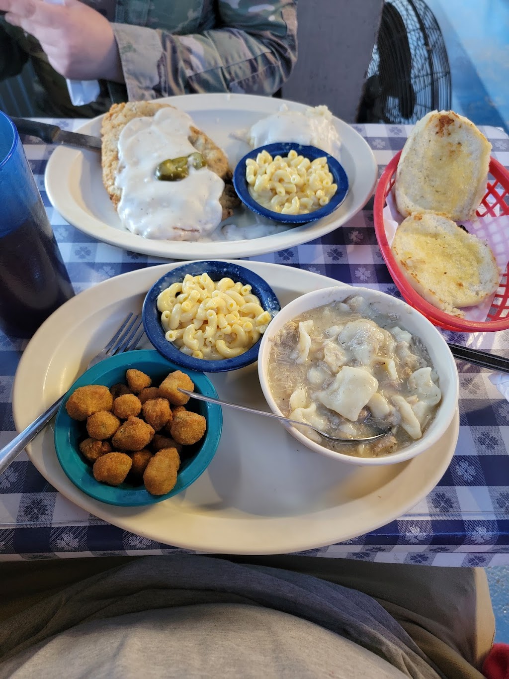 Radicke's Bluebonnet Grill