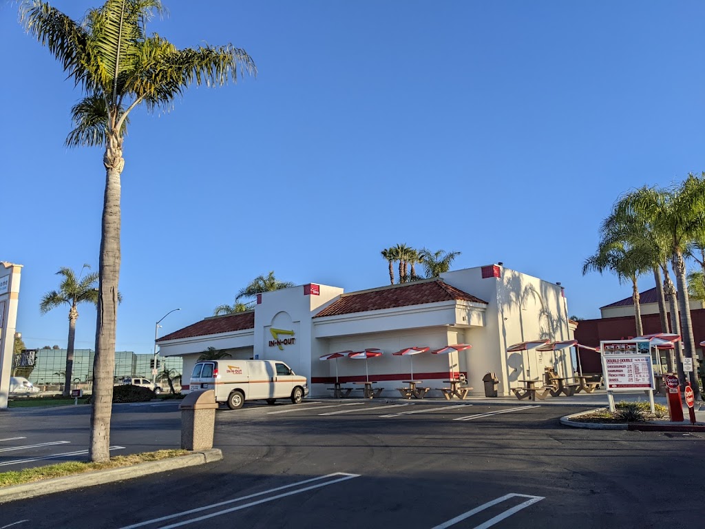 In-N-Out Burger, Vista, CA