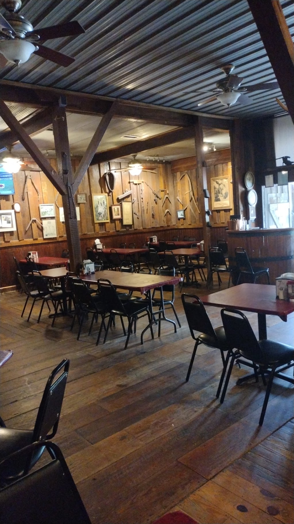 The Old Barn Restaurant, Goshen, NY