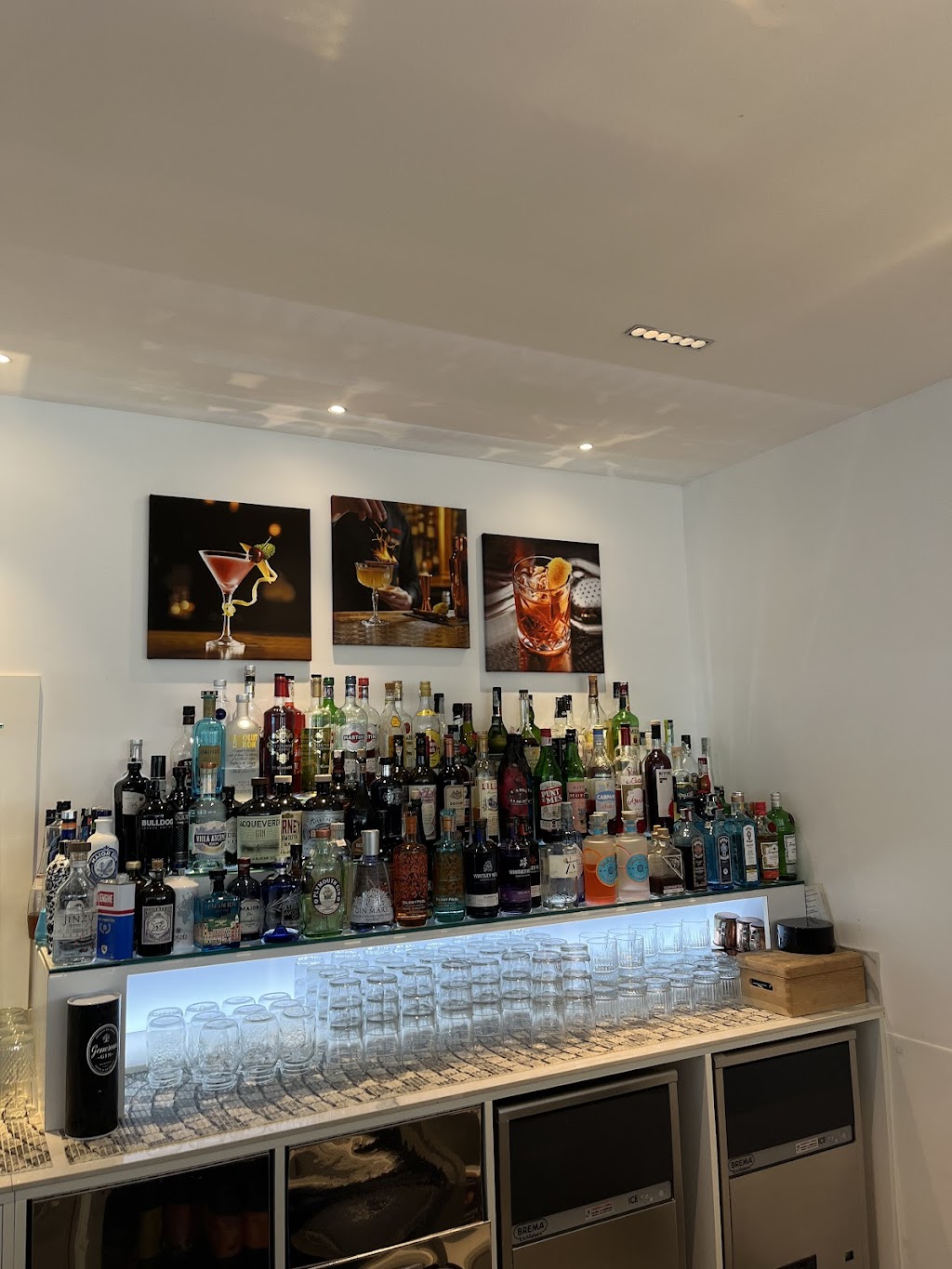 Bar Green
