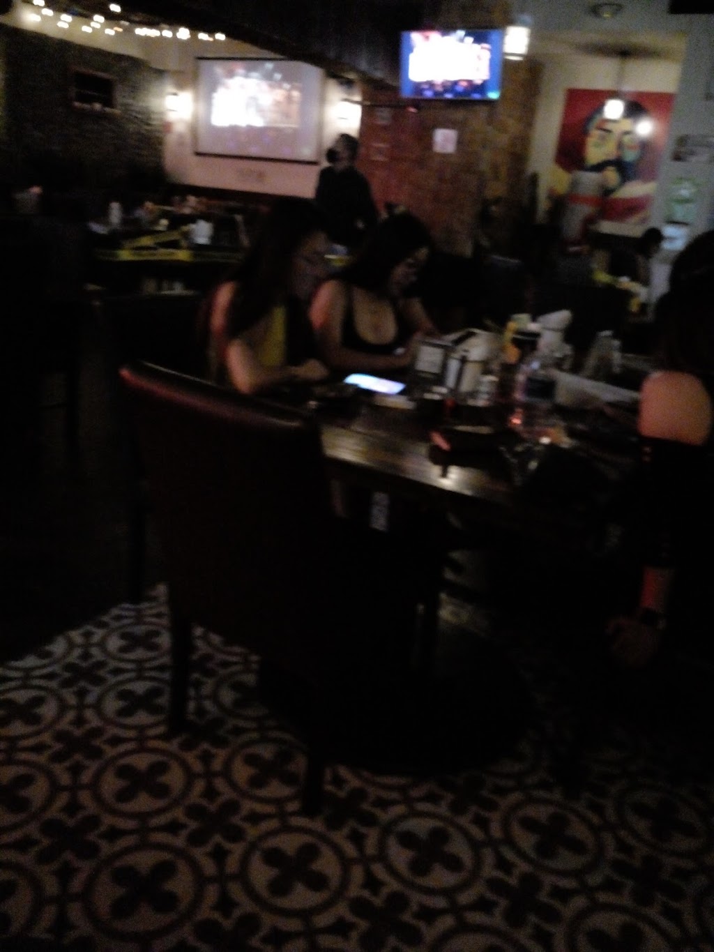 EMILIANO RESTAURANTE DE ÉPOCA