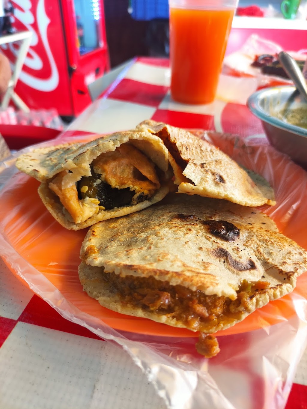 Gorditas y quesadillas Finix