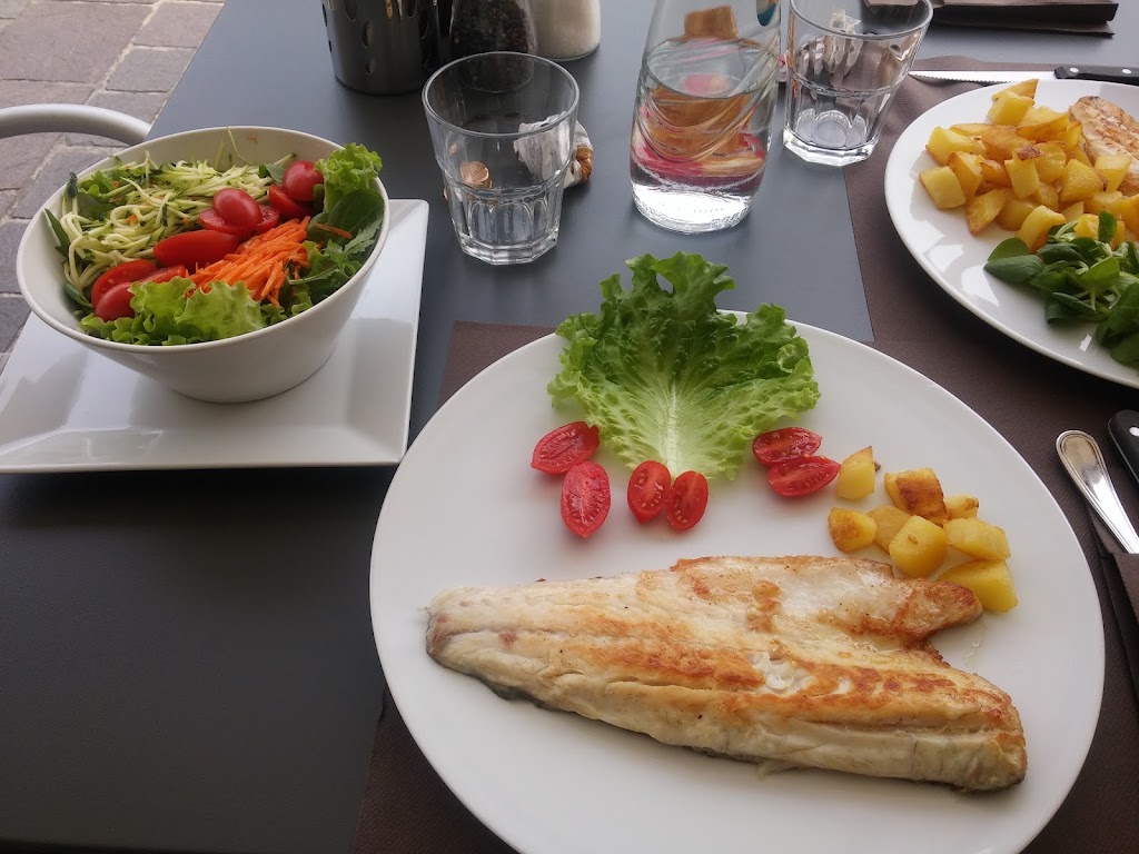 Plaza Café, Volta Mantovana