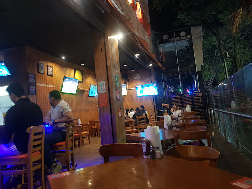 Hooters