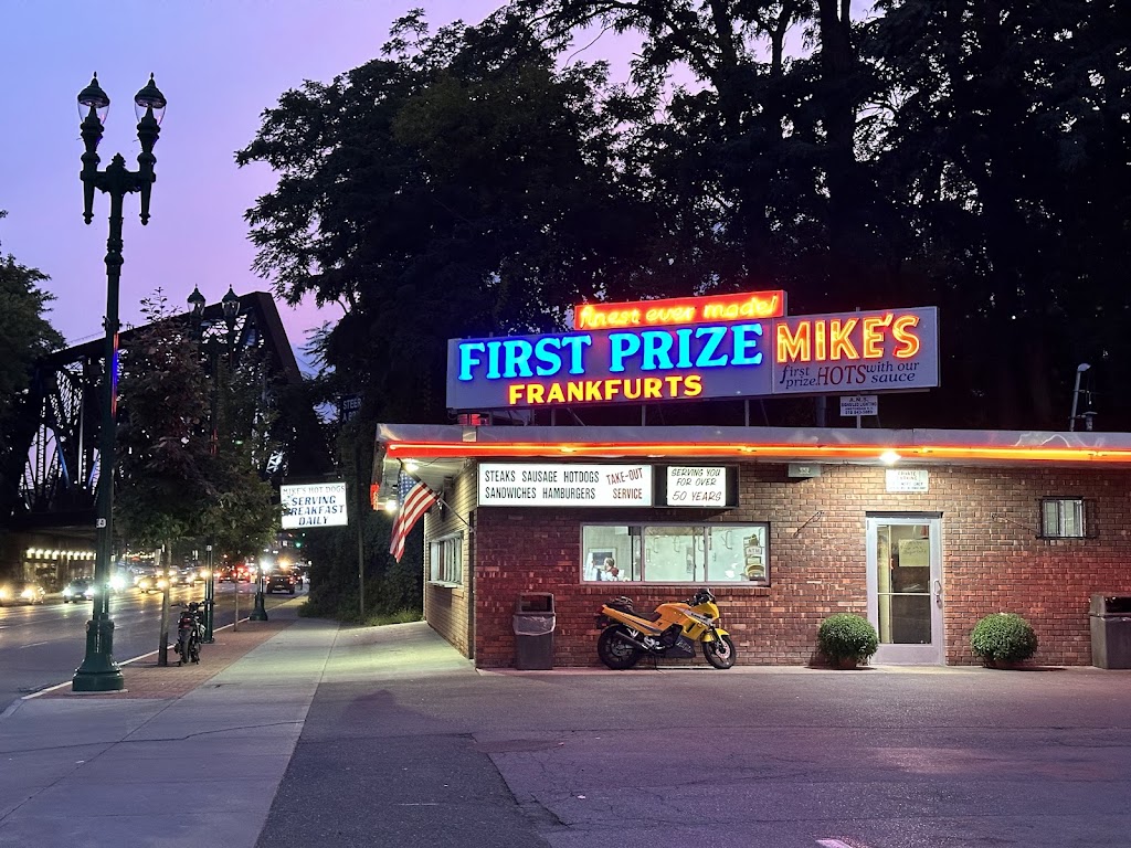 First Prize Mike's