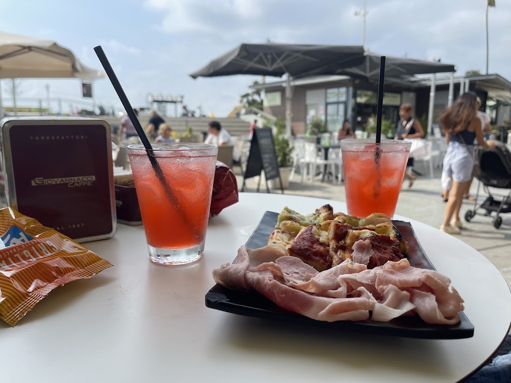 Cafè Gatto Nero, Varazze