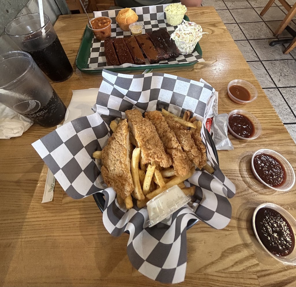 Mo's Smokehouse, Pismo Beach, CA