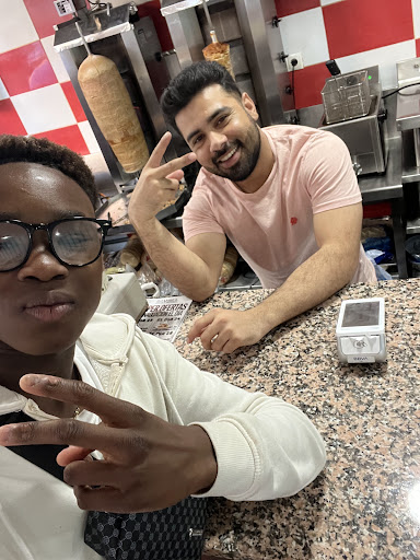 STAR DONER KEBAB RESTAURANTE (HALAL)