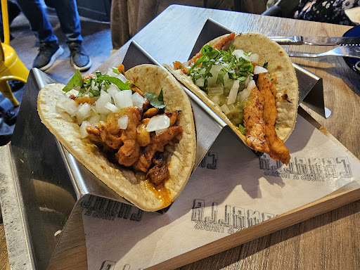 Canalla Tacos y Tragos