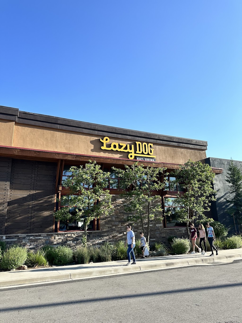Lazy Dog, Montclair, CA
