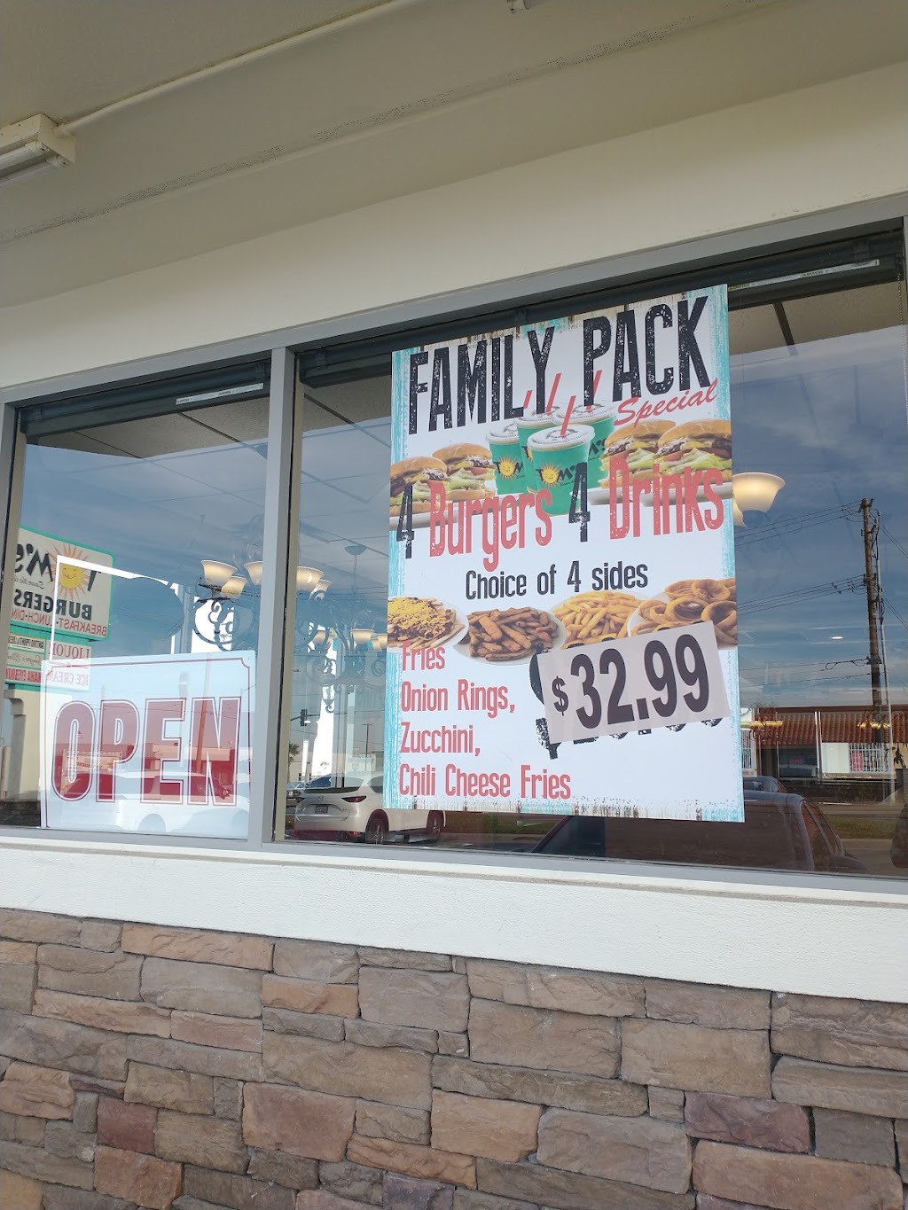 Tom's Famous Family Restaurant