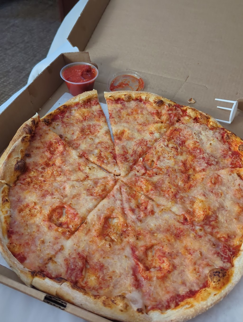 Rossi's Pizza, Johnson City, NY