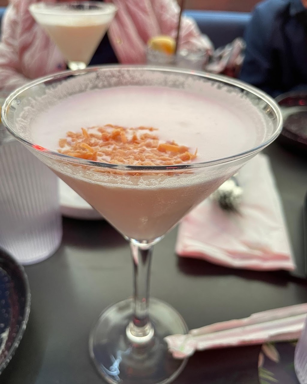 Tommy Bahama Marlin Bar