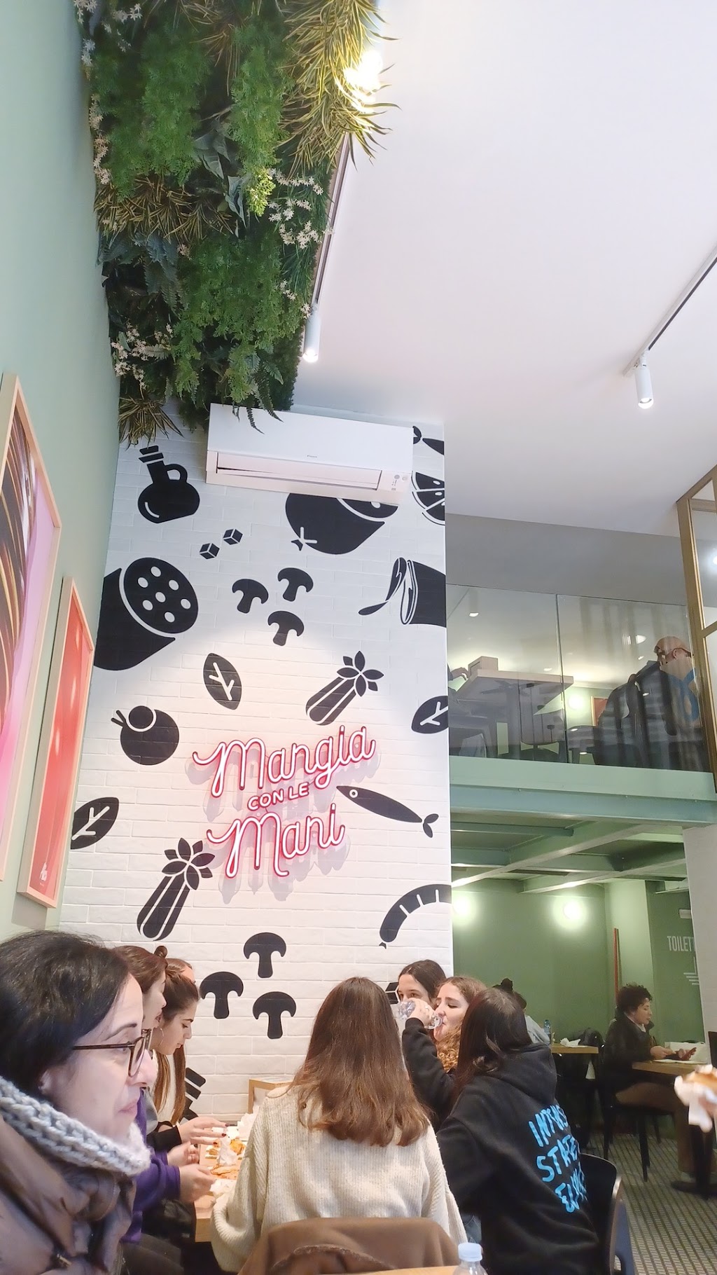 Alice pizza