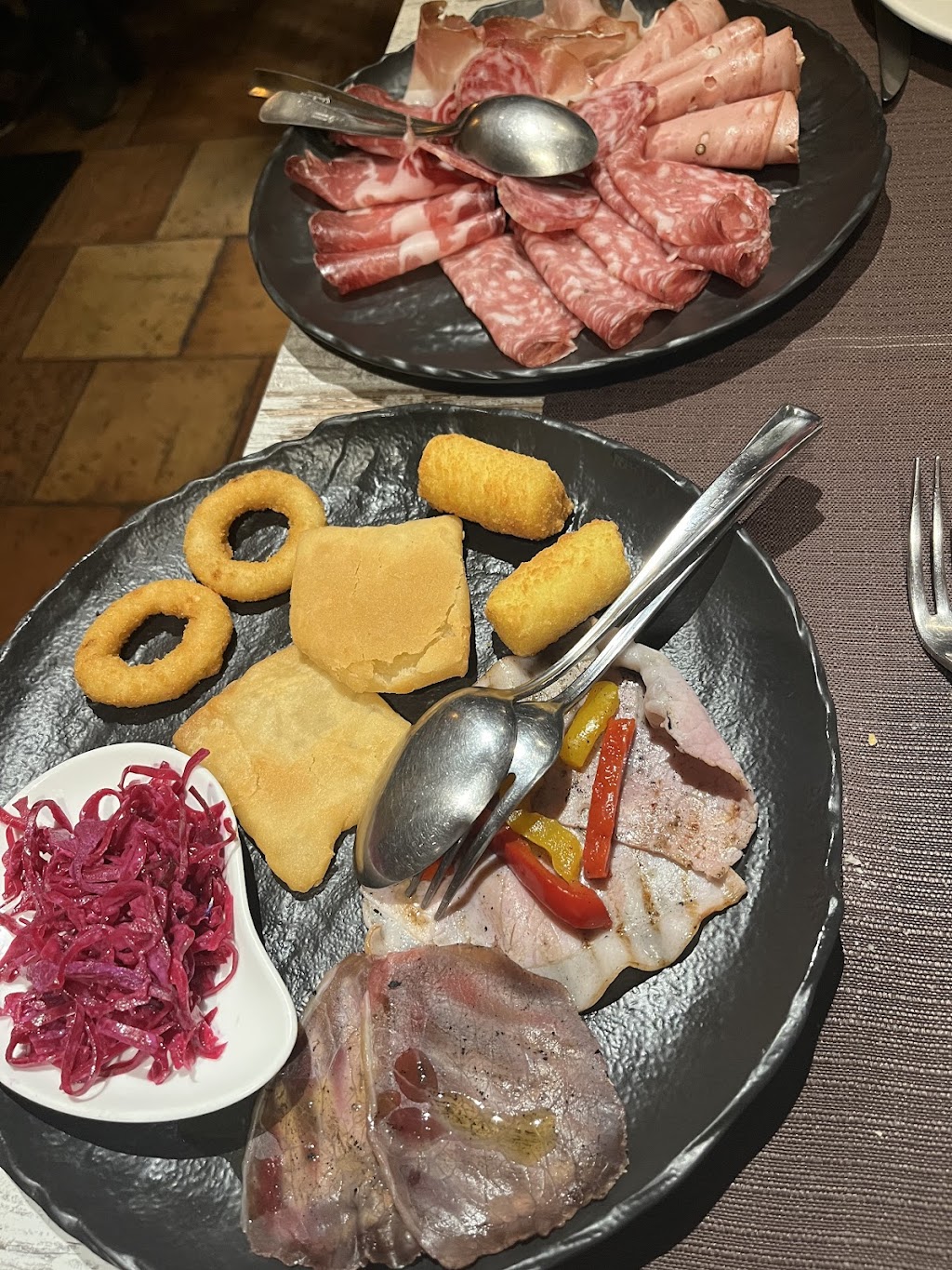 Etnic Restaurant