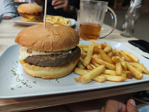 Bar-Heladeria Santo Tomás