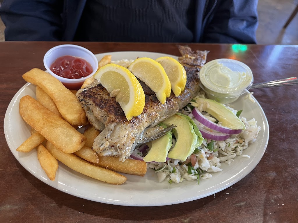 Fish N' Tails Oyster Bar, Garland, TX