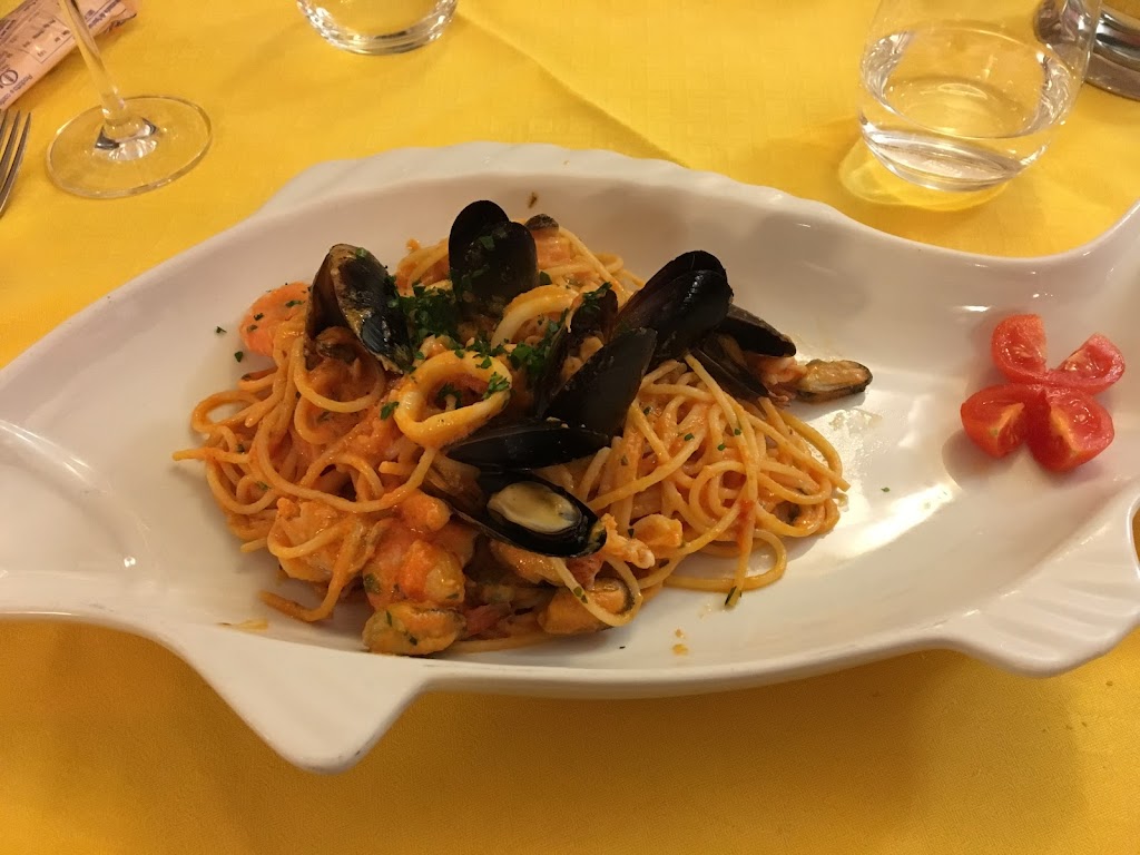 Pizzeria Al Ponte, Gravedona ed Uniti