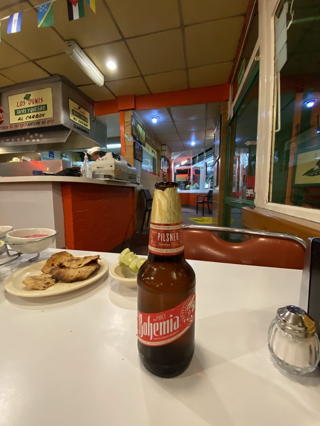 Taquería Los Ovnis