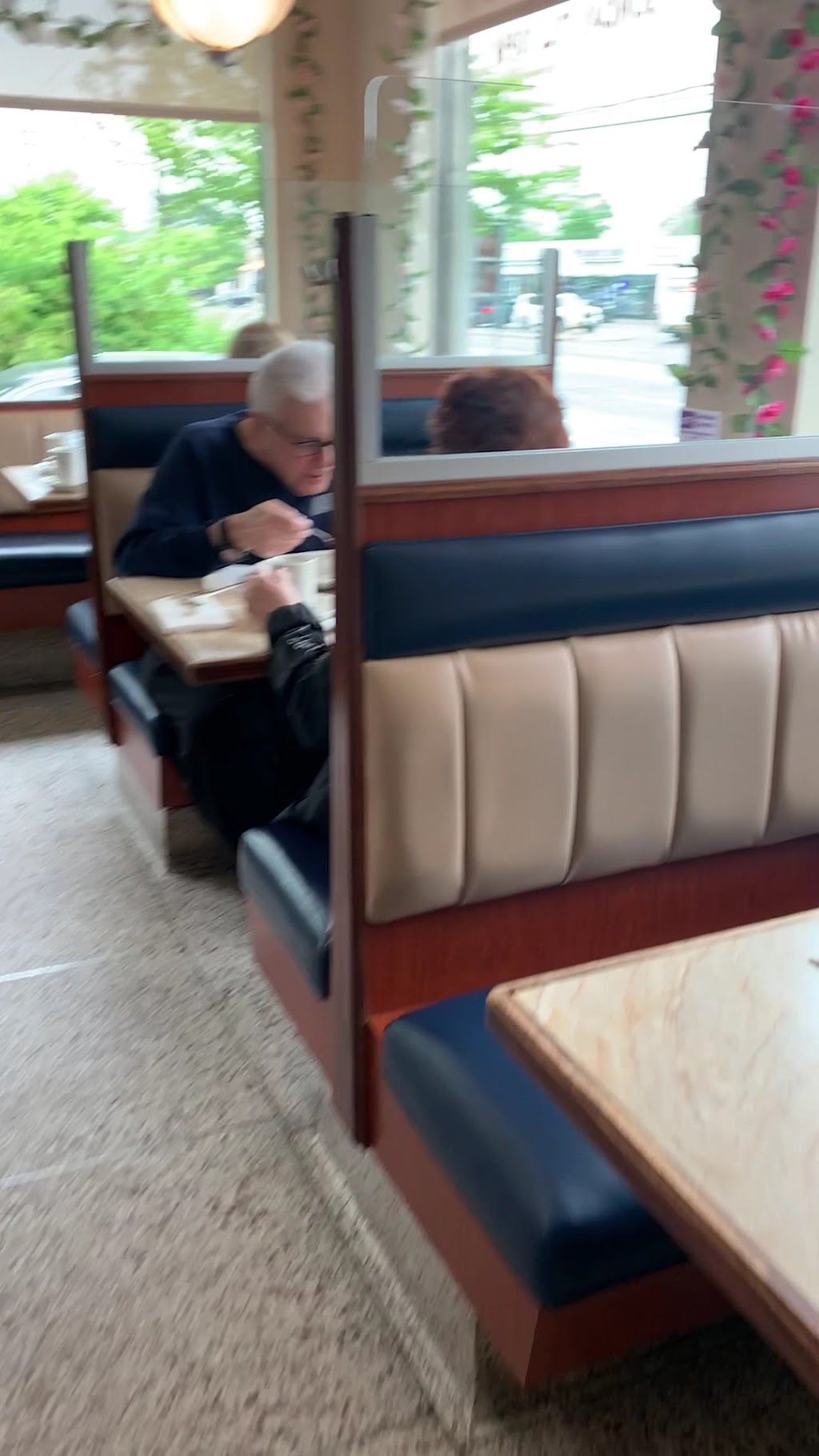 Farmingdale Diner