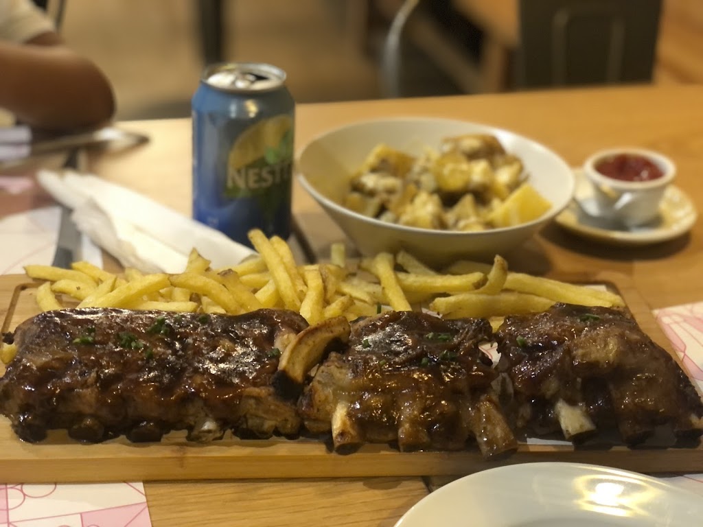 Santa Lola Brasa & Burguers