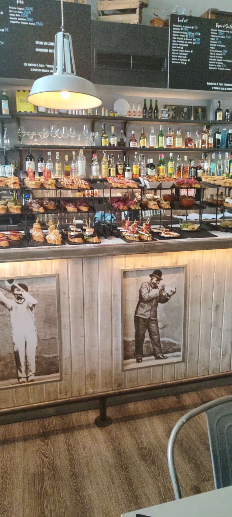 Café and Tapas