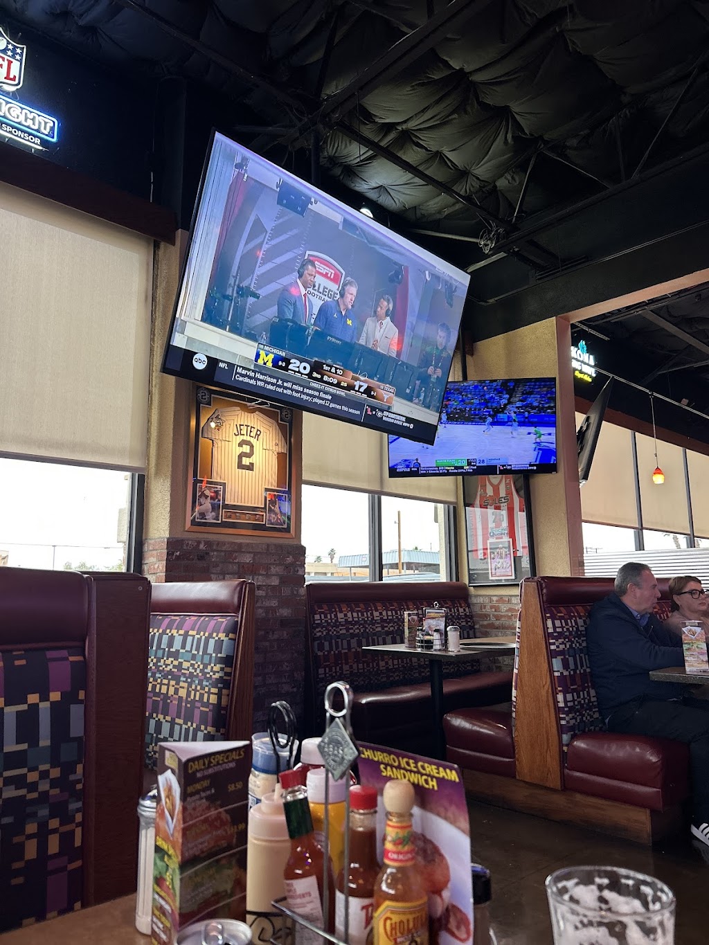 Burgers n Beer, El Centro, CA