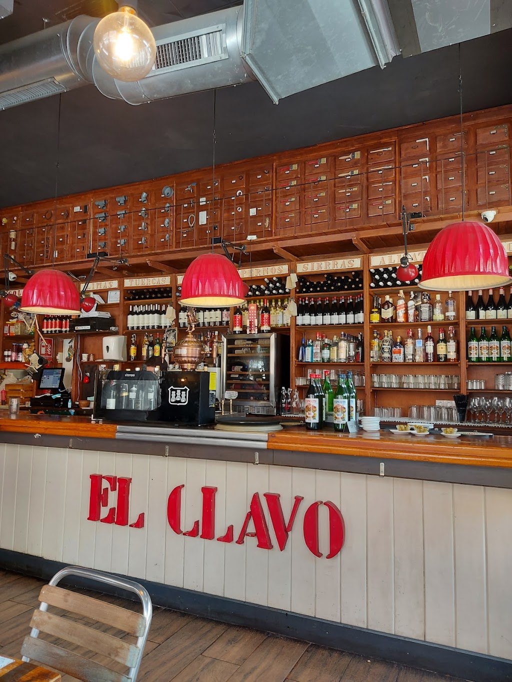 El clavo