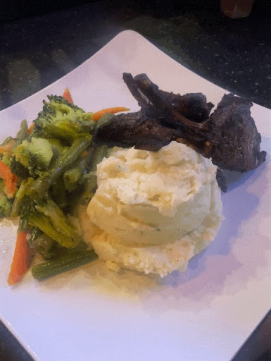 Truth Restaurant & Lounge