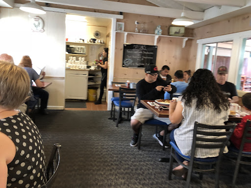 Creekside Cafe